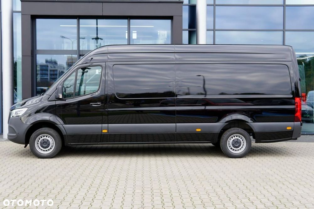 Mercedes-Benz Sprinter - 4