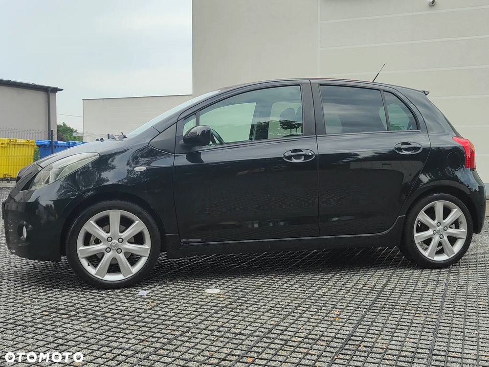 Toyota Yaris - 4