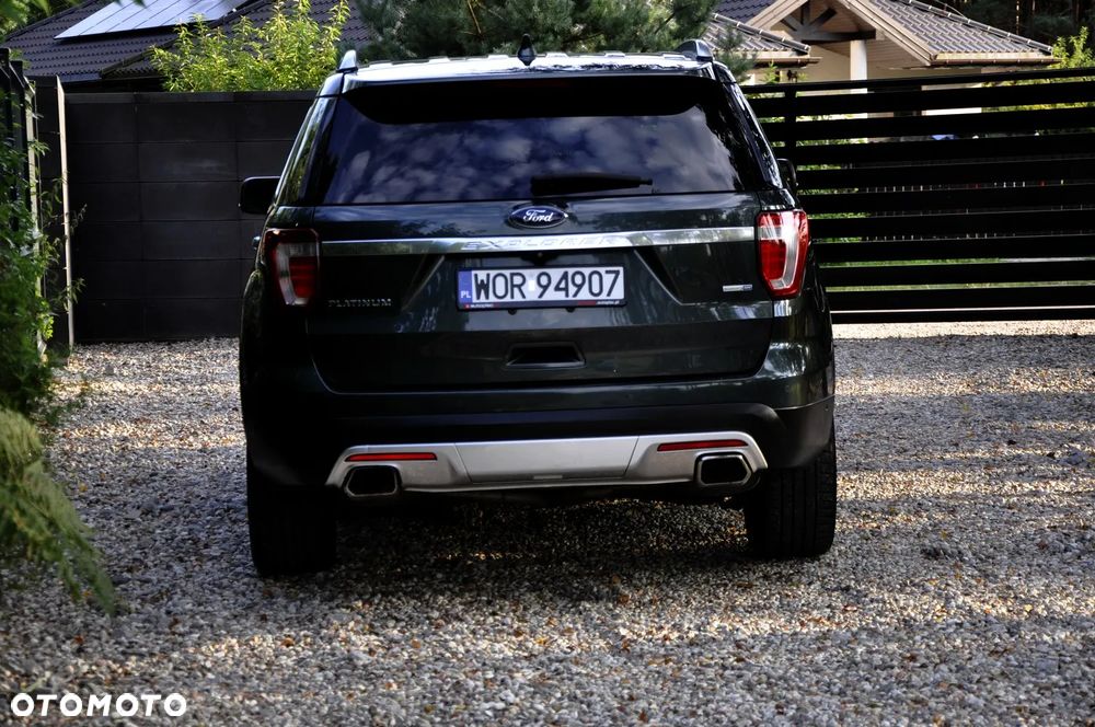 Ford Explorer - 18