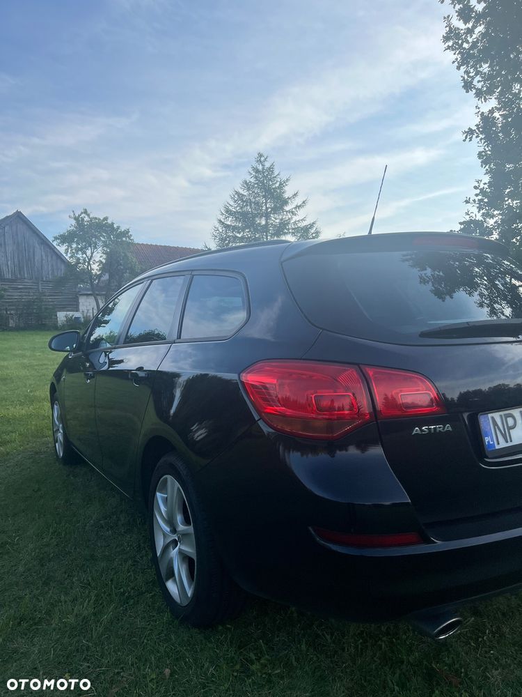 Opel Astra 1.4 Turbo Sports Tourer - 9