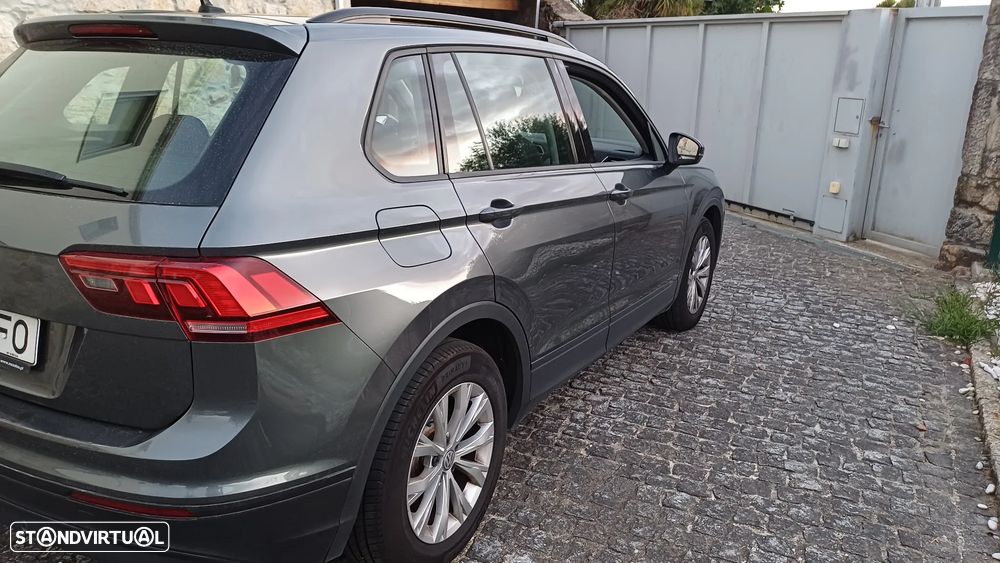 Volkswagen Tiguan 1.6 TDI Tech — fotografia 12