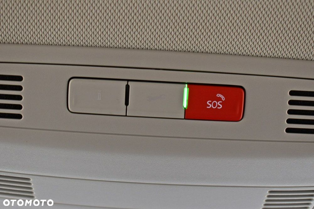 Volkswagen T-Roc 1.5 TSI Style DSG - 27