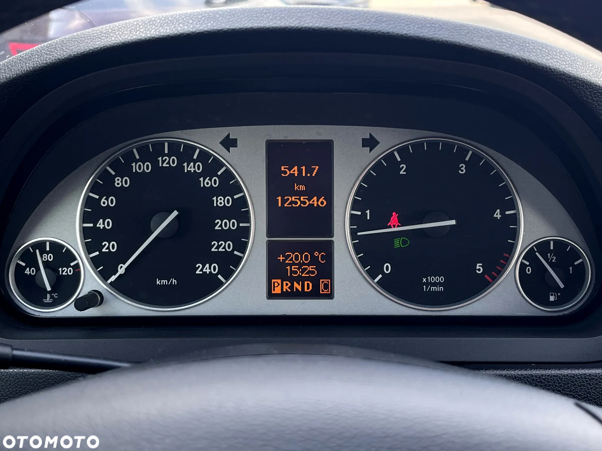 Mercedes-Benz Klasa B 180 CDI Autotronic - 16