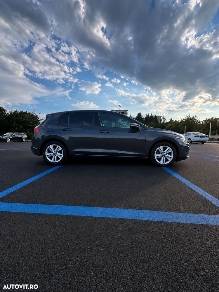 Volkswagen Golf 1.5 eTSI OPF DSG Life - 4