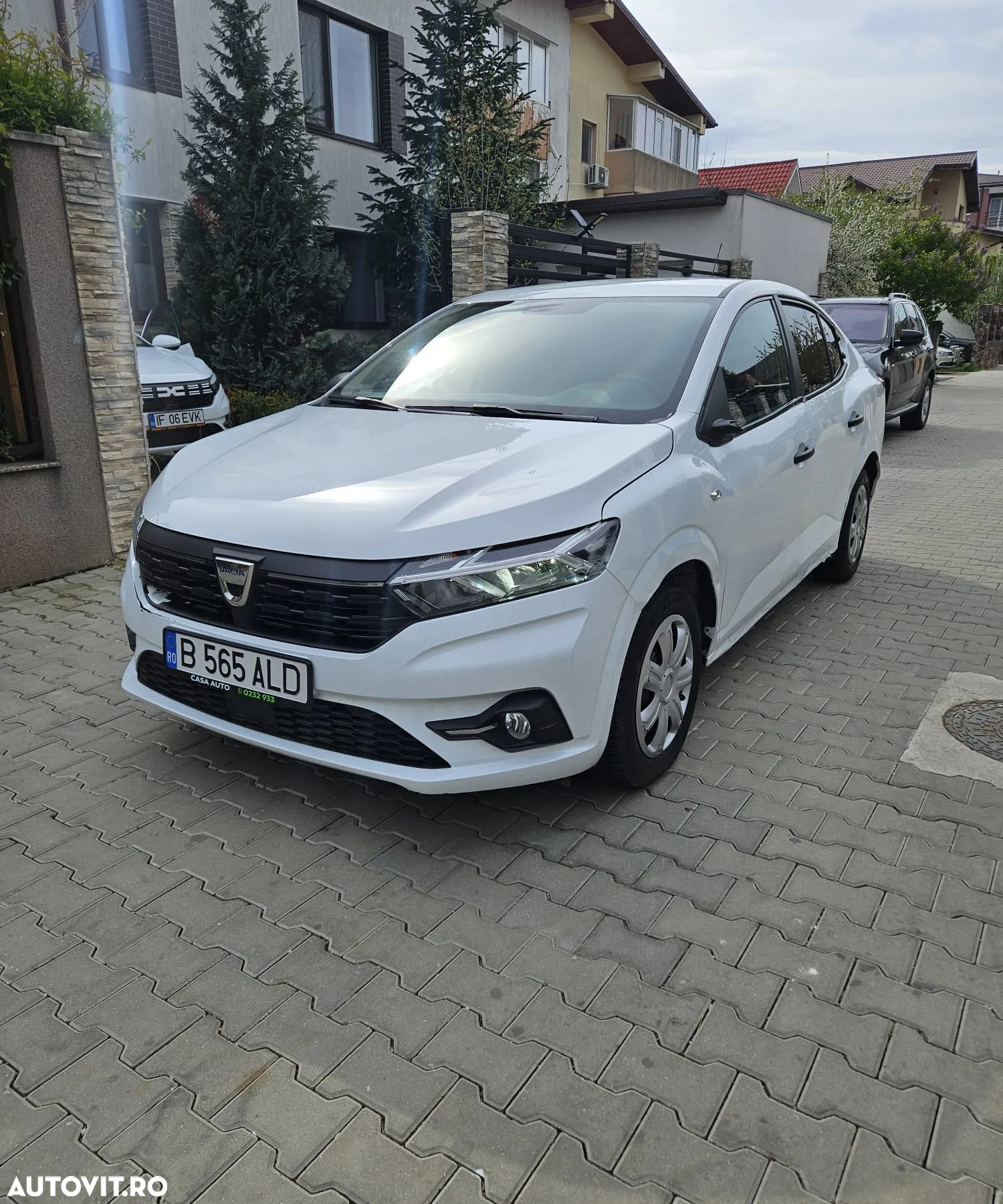Dacia Logan ECO-G 100 Essential - 2