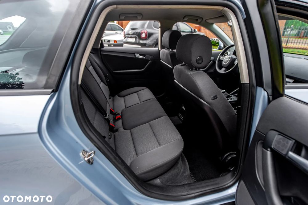 Audi A3 Sportback 1.6 Ambition - 24