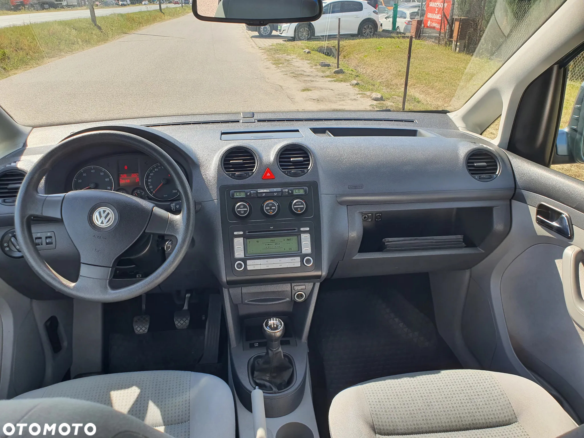 Volkswagen Caddy 1.6 Life - 12