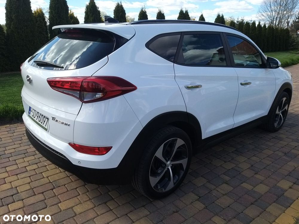 Hyundai Tucson - 13