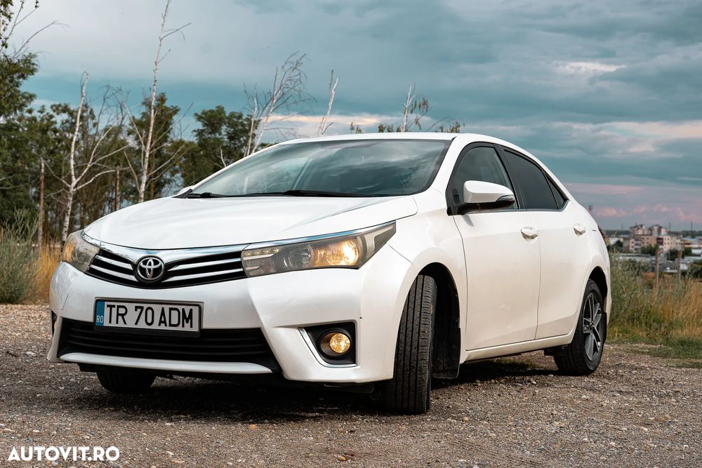 Toyota Corolla 1.6 Valvematic CVT Sol - 12