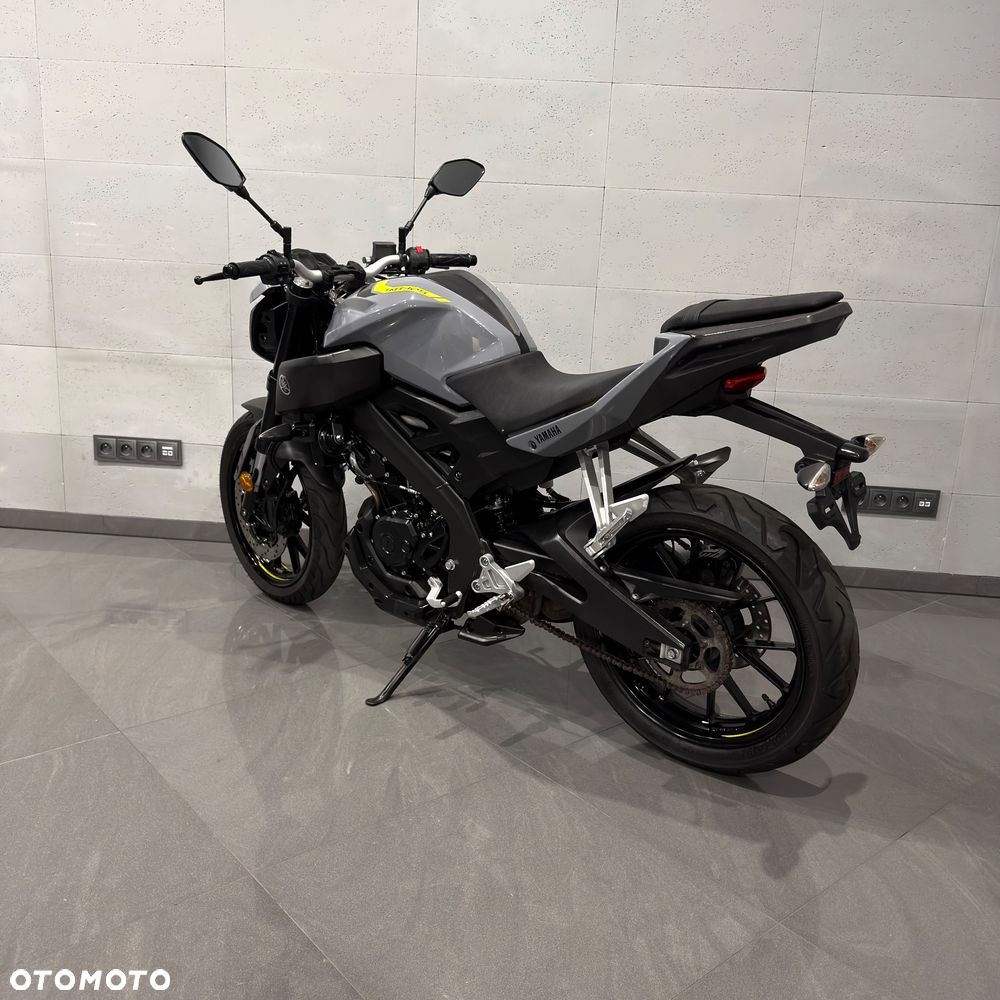 Yamaha MT - 9