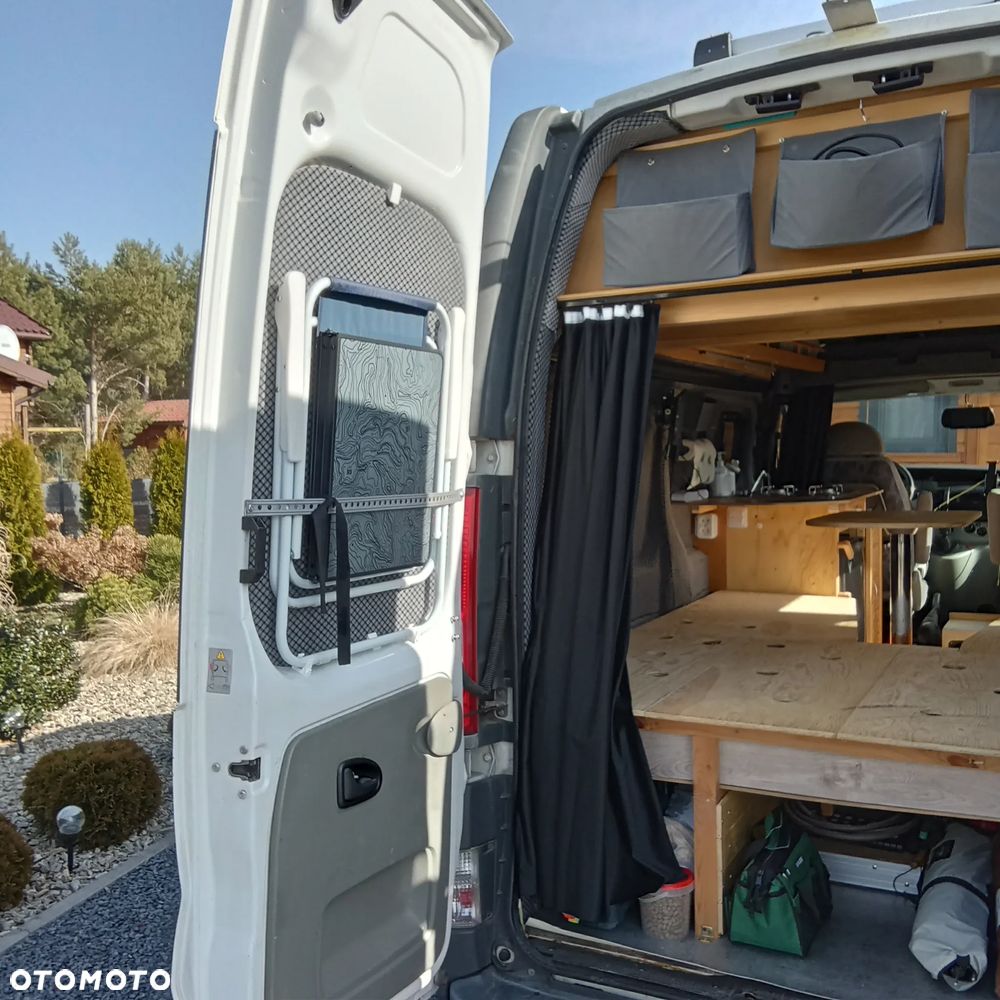 Renault Trafic - 19