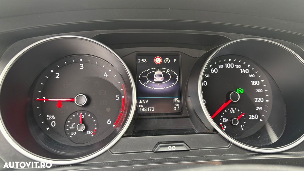 Volkswagen Tiguan - 12