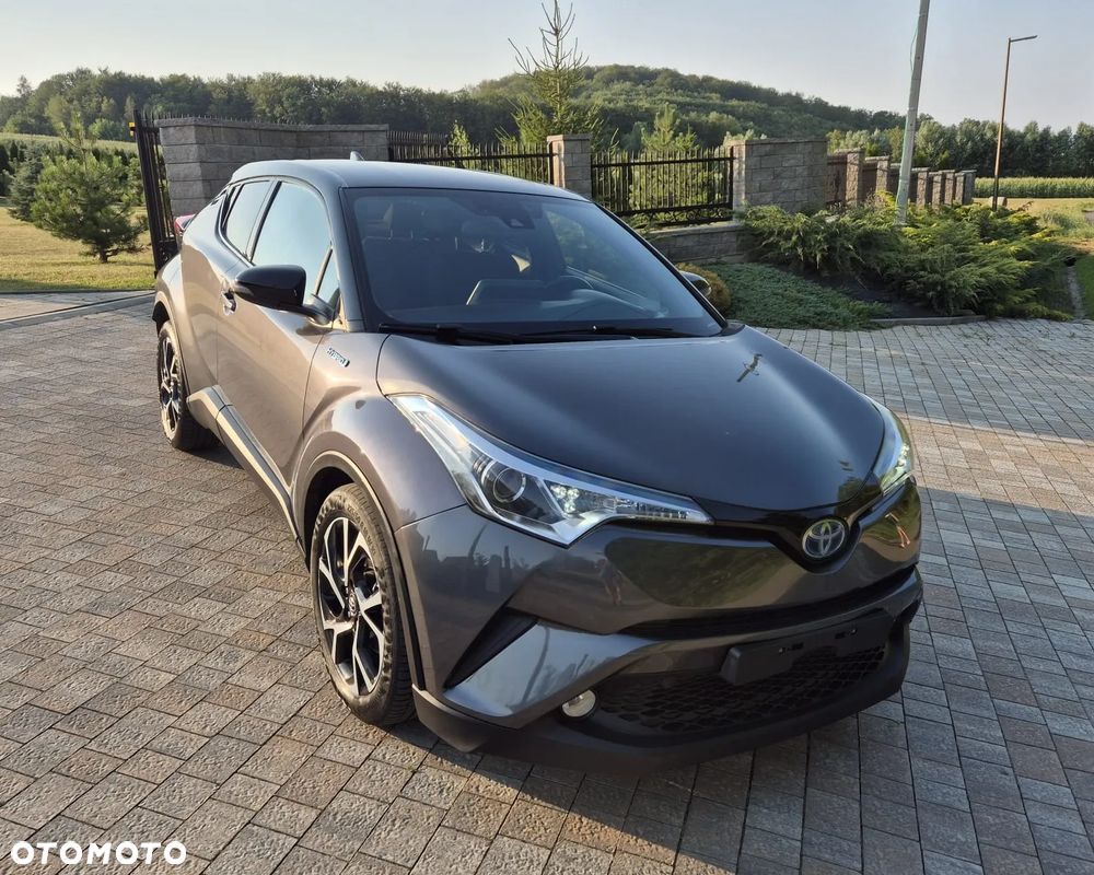 Toyota C-HR 1.8 Hybrid Dynamic - 1