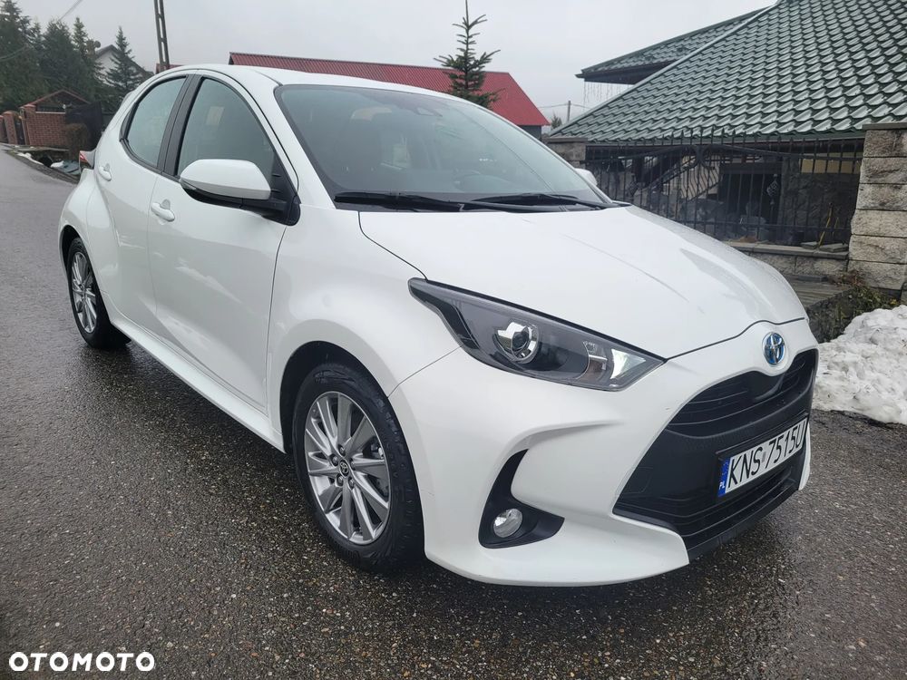 Toyota Yaris - 10