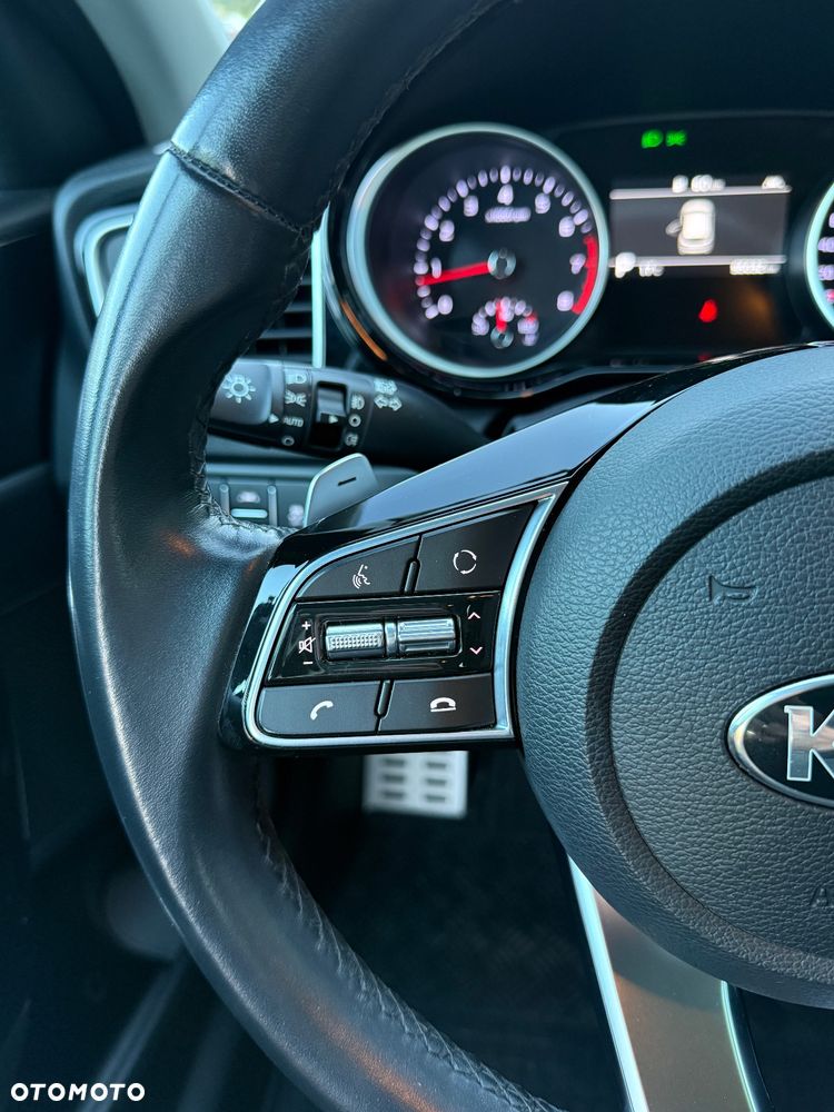 Kia Ceed 1.4 T-GDI L Business Line DCT - 15