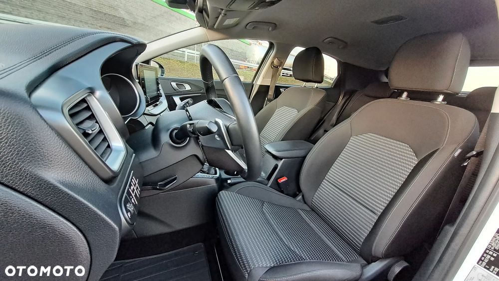 Kia XCeed 1.5 T-GDI M DCT - 20