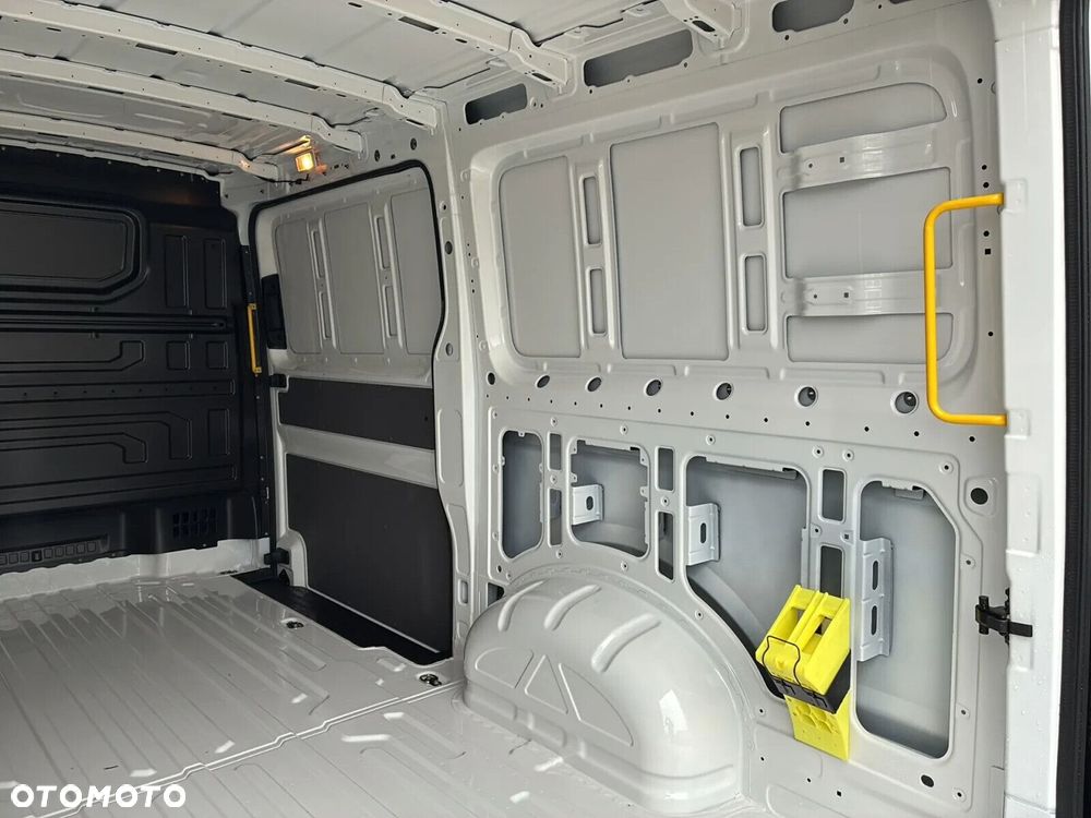 Volkswagen Crafter 35 Furgon L3/H2, 2.0TDI 140KM, r.o. 3640 - 13