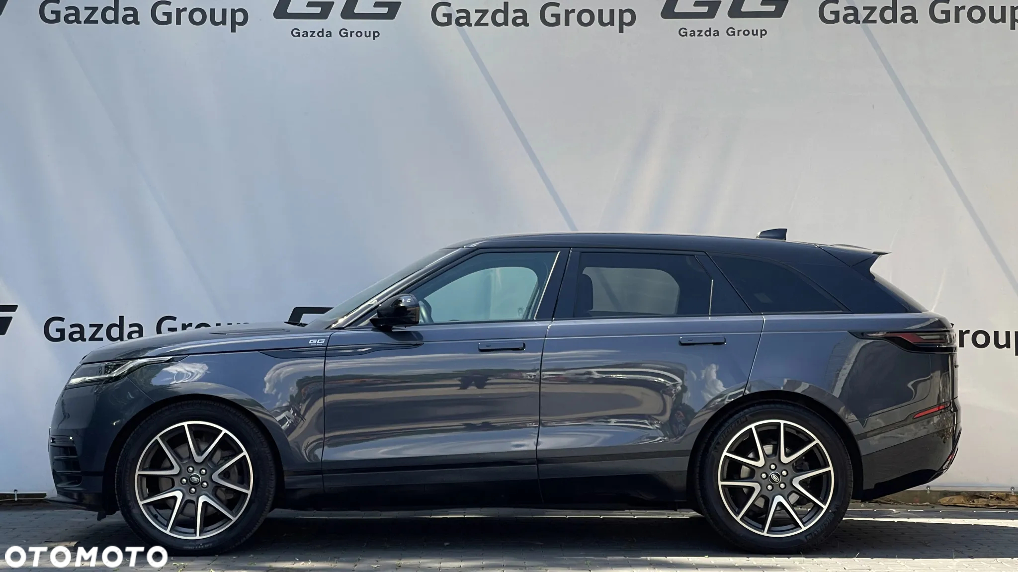 Land Rover Range Rover Velar D300 Dynamic HSE - 4