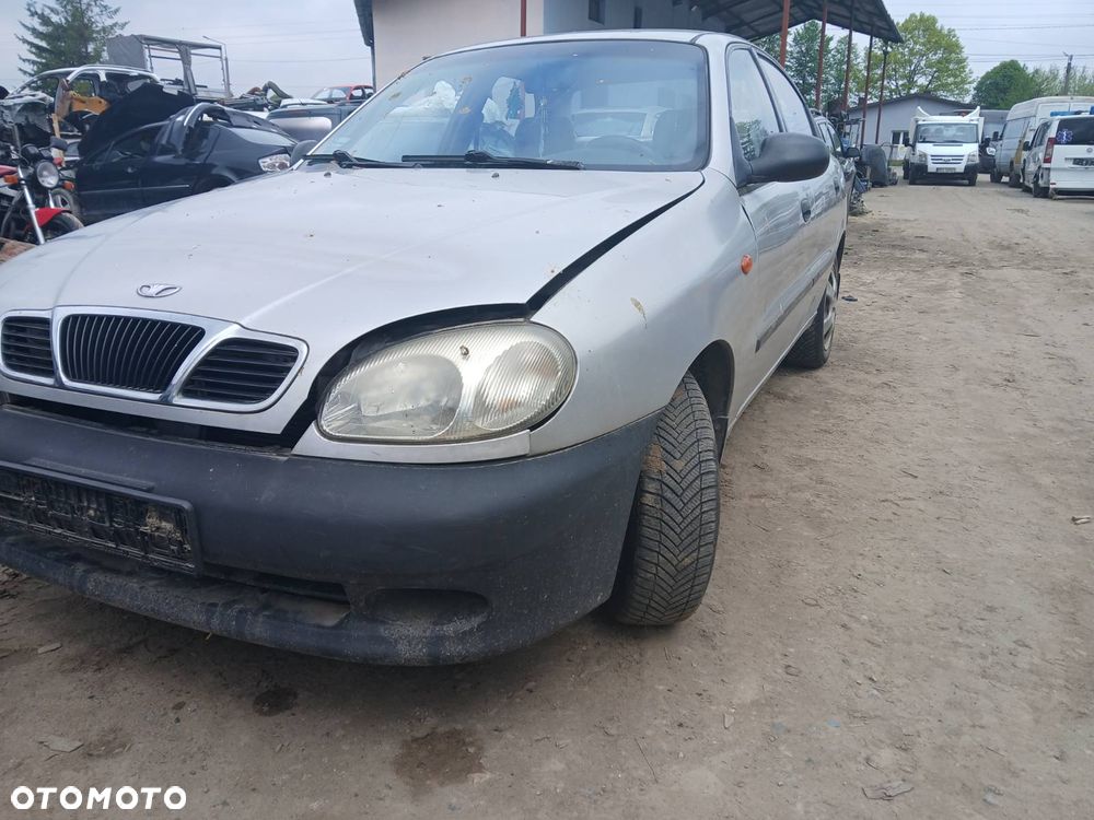 daewoo lanos 92u maska zderzak lampa grill błotnik drzwi zbiornik paliwa szyba lusterko klamka