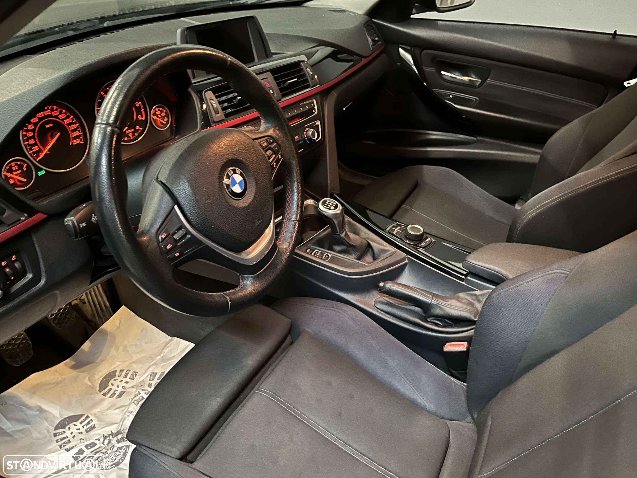 BMW 320 d EfficientDynamics Line Sport - 10