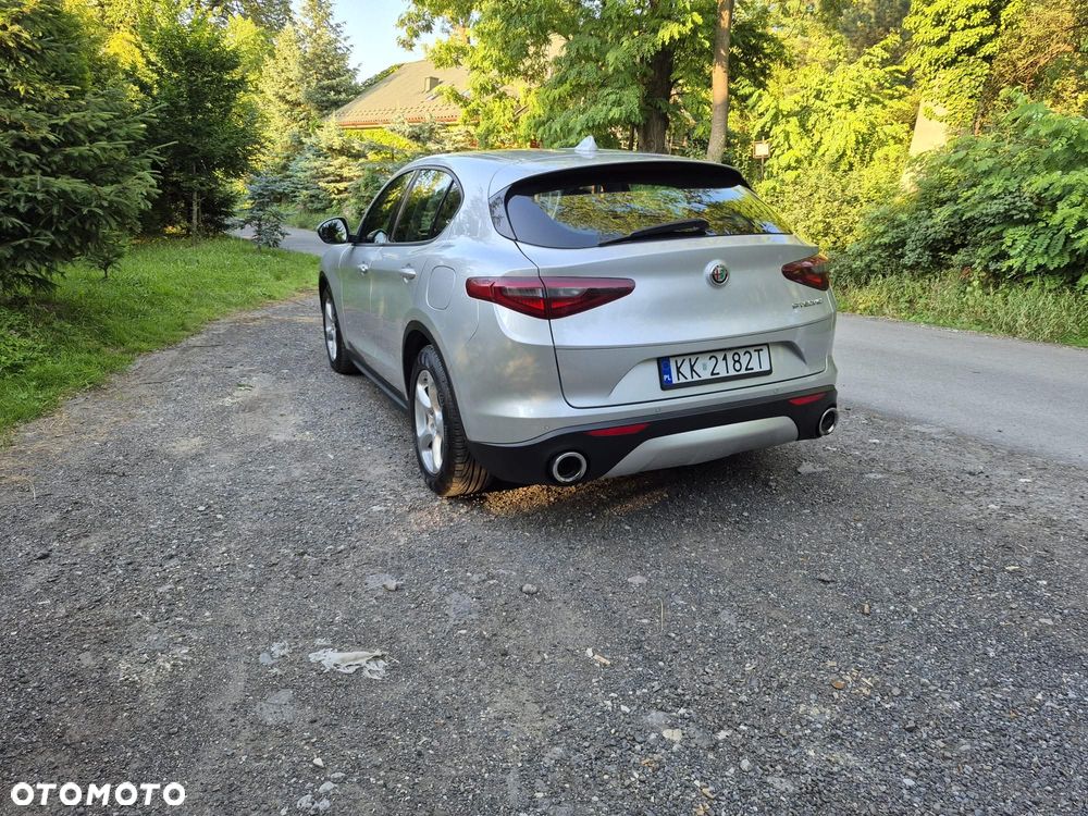 Alfa Romeo Stelvio 2.2 JTDM - 31