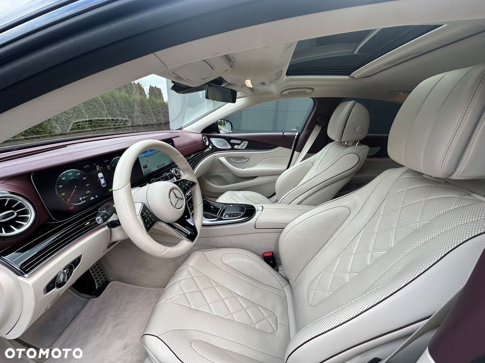 Mercedes-Benz CLS - 25