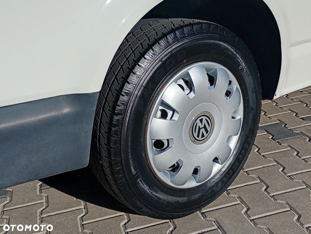Volkswagen TRANSPORTER T5 XI.2009r. MAX WYSOKI 1,9 TDI 102KM KLIMATYZACJA NOWE SPRZĘGŁO I ROZRZĄD PRZEGLĄD NA ROK ZERO RDZY 3 OSOBOWY STAN TECHNICZNY WZOROWY ŁADOWNOŚĆ 1385 KG BEZWYPADKOWY VAT1 ELEKTR. SZYBY I LUSTERKA - 30