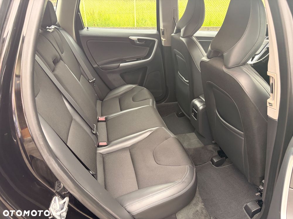 Volvo XC 60 D4 Drive-E Summum - 22