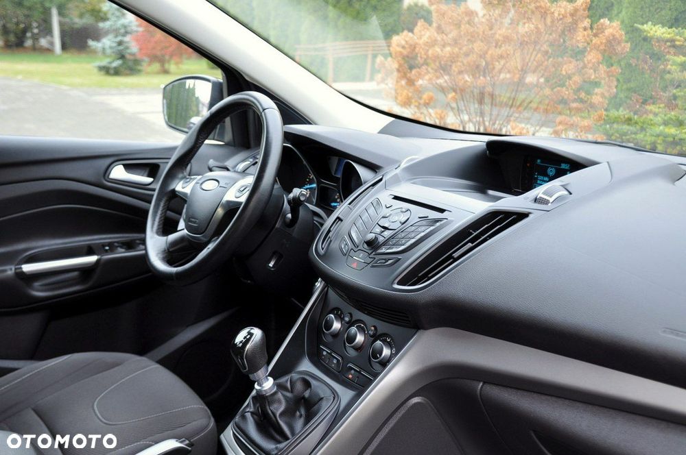 Ford Kuga - 18