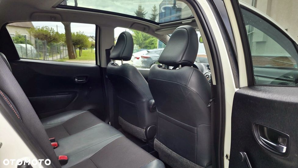 Toyota Yaris 1.33 Premium - 20