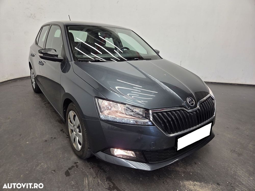 Skoda Fabia - 2