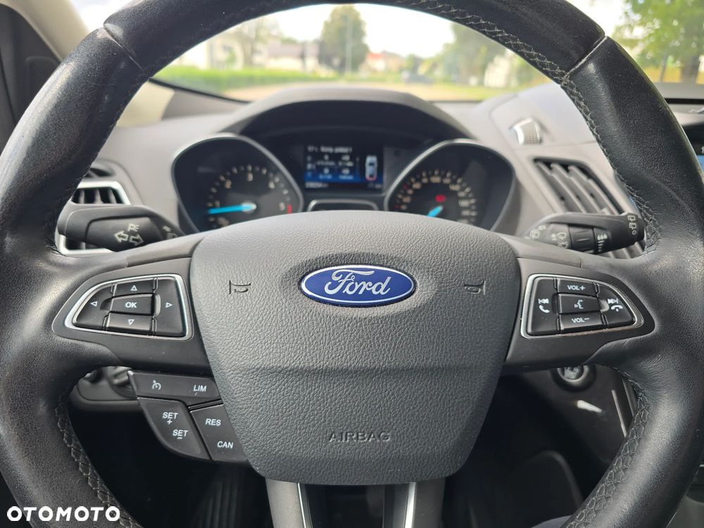 Ford Kuga 2.0 TDCi 4x2 Titanium - 18