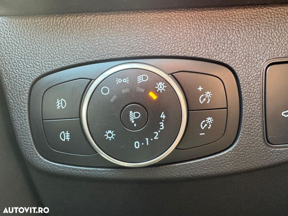 Ford Focus - 18