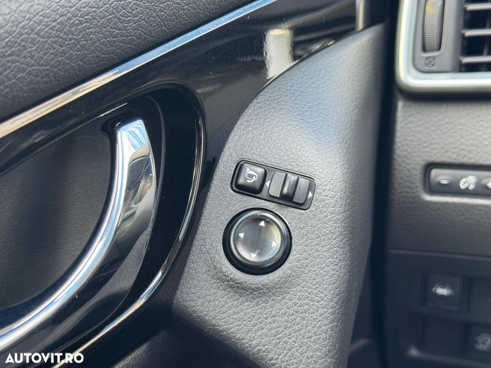 Nissan Qashqai 1.5 DCI DCT TEKNA - 26