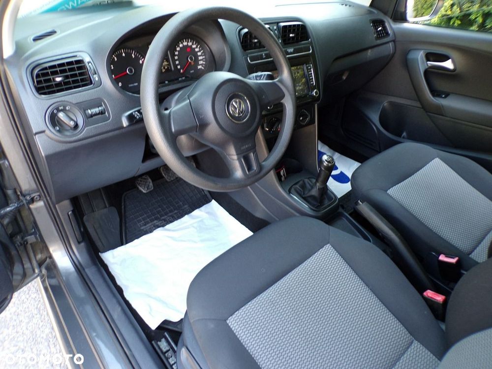 Volkswagen Polo - 17