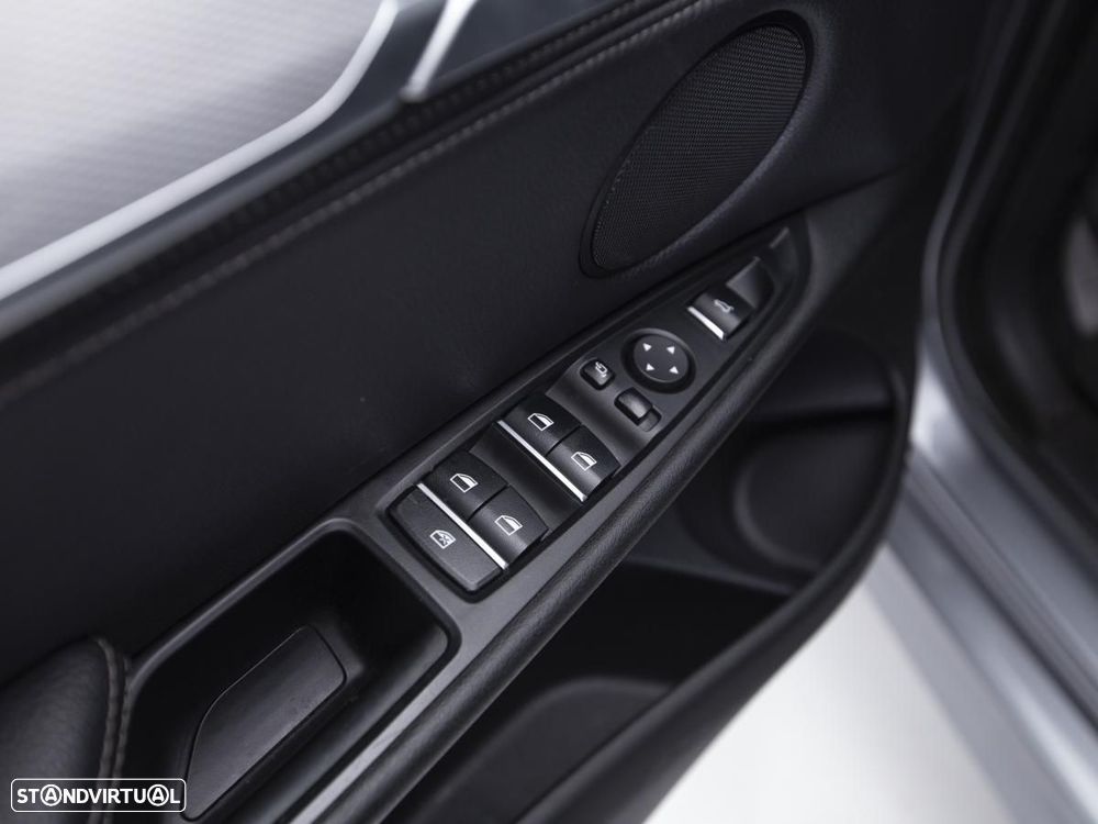 BMW X5 25 d sDrive Pack M - 16