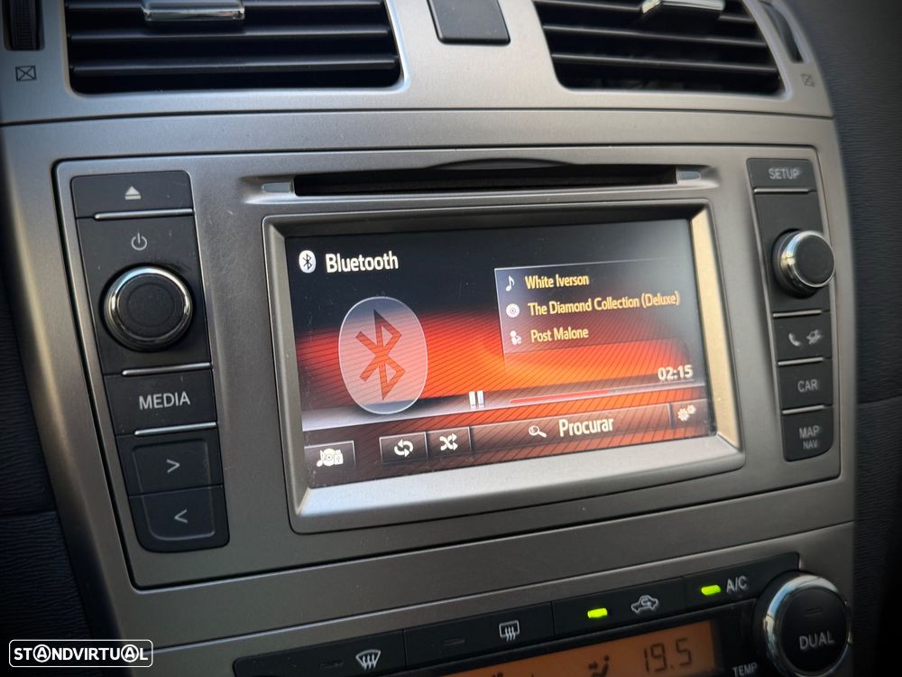 Toyota Avensis SW 2.0 D-4D Luxury - 16