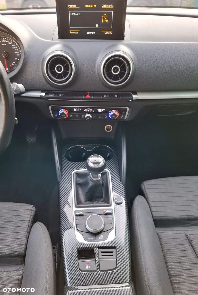 Audi A3 Sportback 1.4 TFSI Attraction - 17