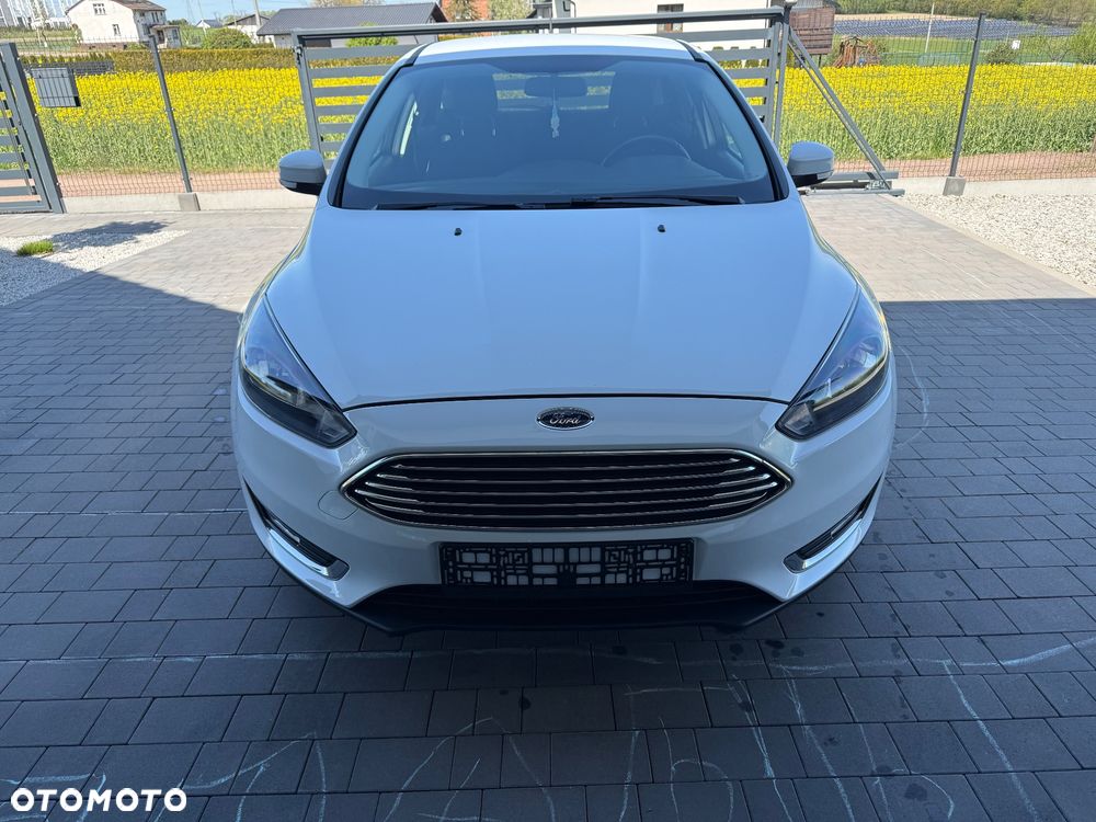 Ford Focus 1.0 EcoBoost Titanium - 39