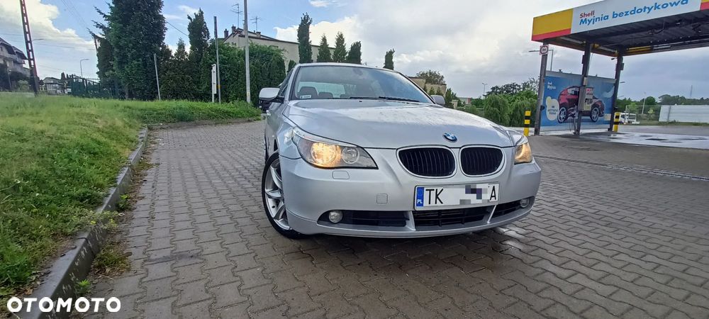 BMW Seria 5 525d - 1
