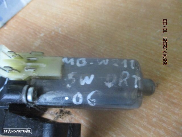 Modulo 0390203212 MERCEDES W211 SW 2006 Motor Banco Fd - 2