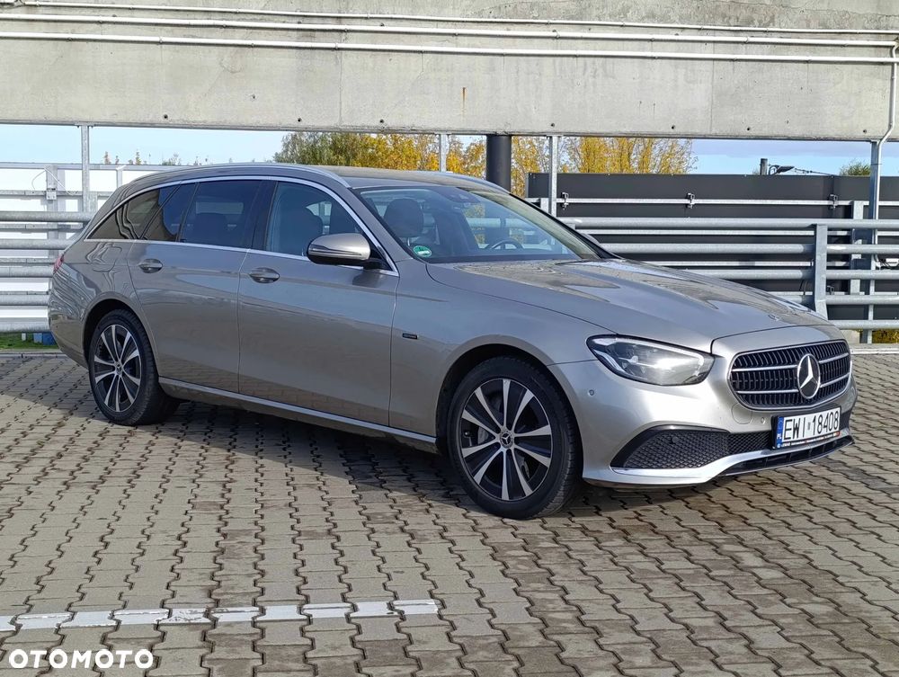 Mercedes-Benz Klasa E 300 de 4Matic T 9G-TRONIC - 7