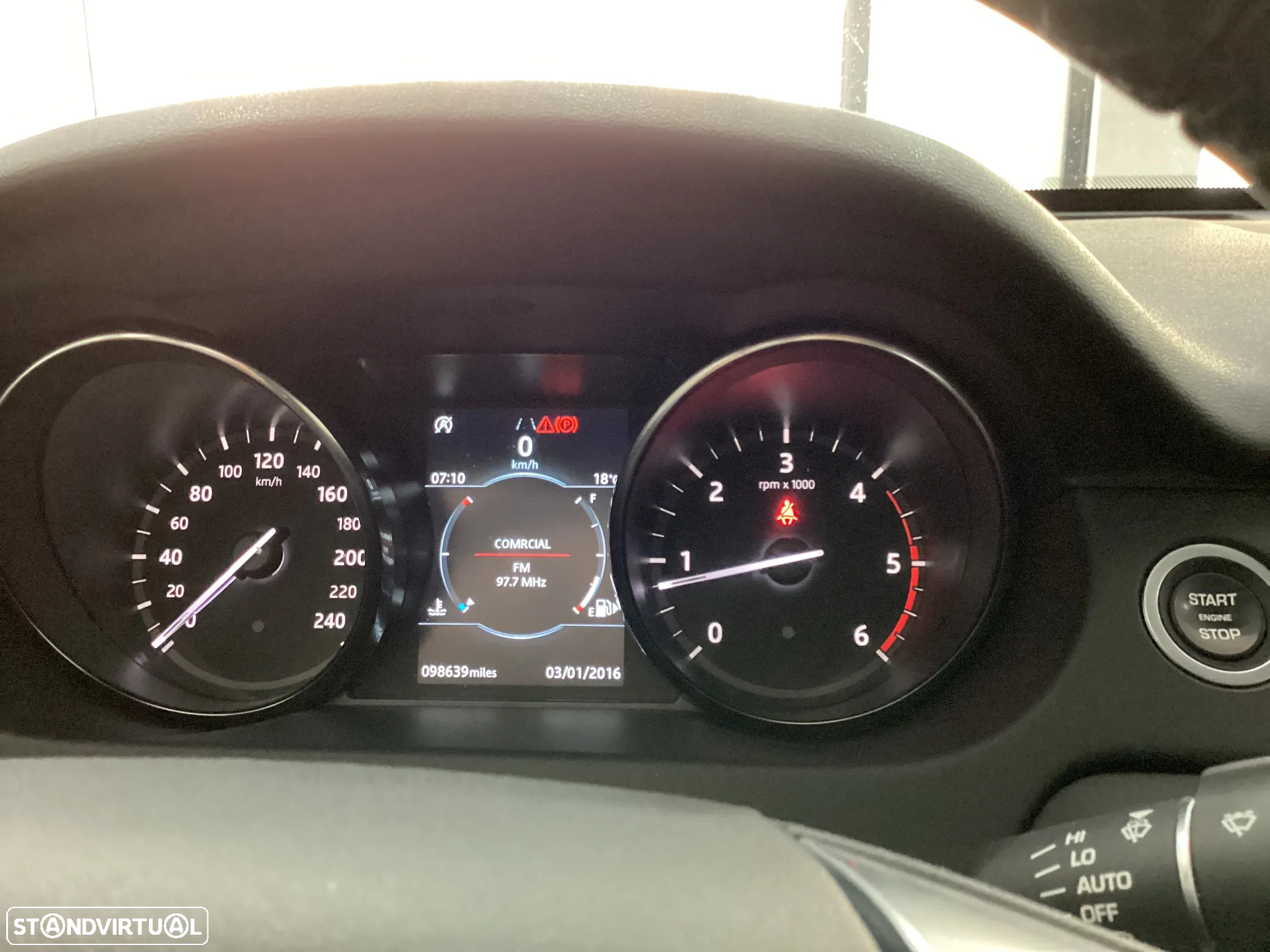 Land Rover Discovery Sport 2.0 TD4 HSE - 10