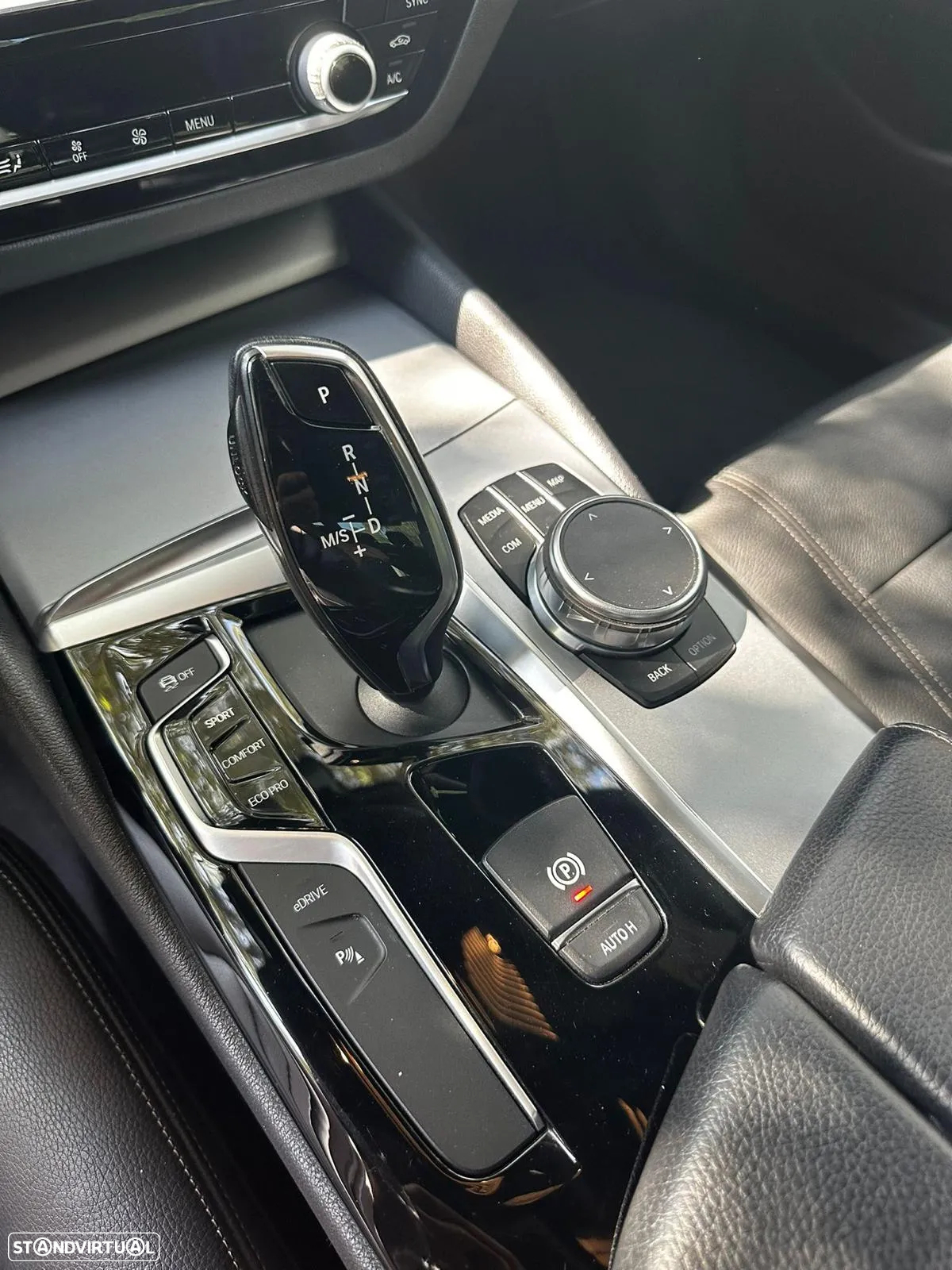 BMW 530 e iPerformance - 12