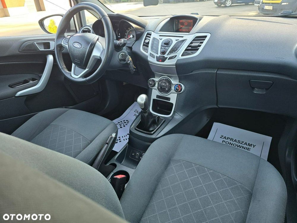 Ford Fiesta - 18