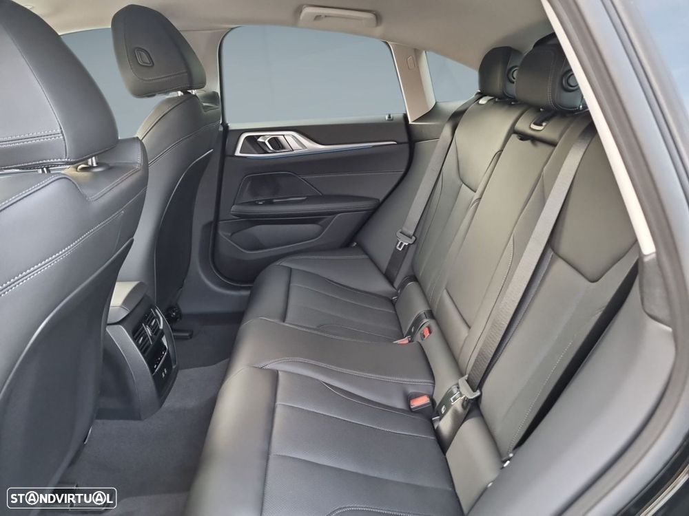 BMW i4 eDrive40 - 14