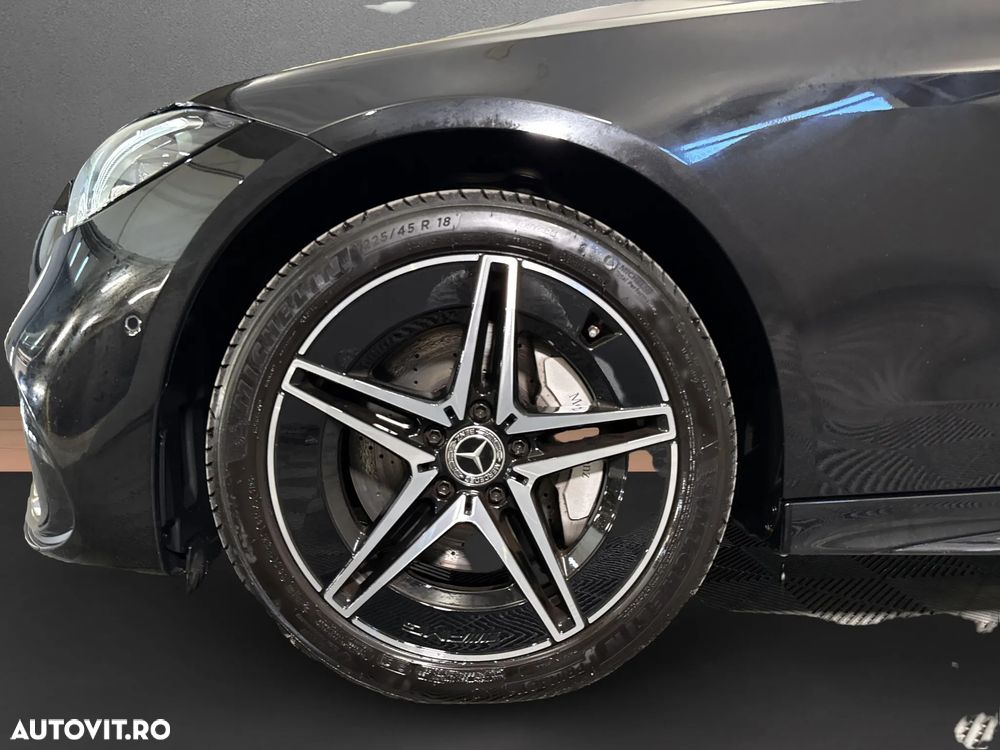 Mercedes-Benz C 300 e 4MATIC 9G-TRONIC AMG Line - 15