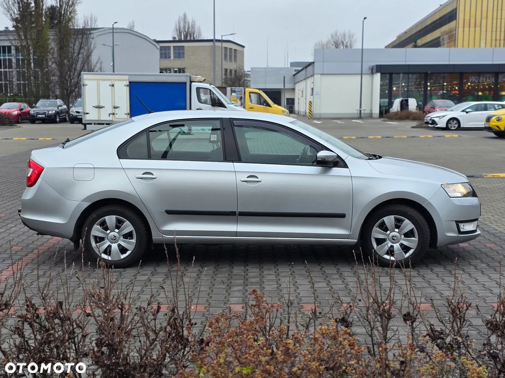 Skoda RAPID 1.2 TSI Ambition - 7