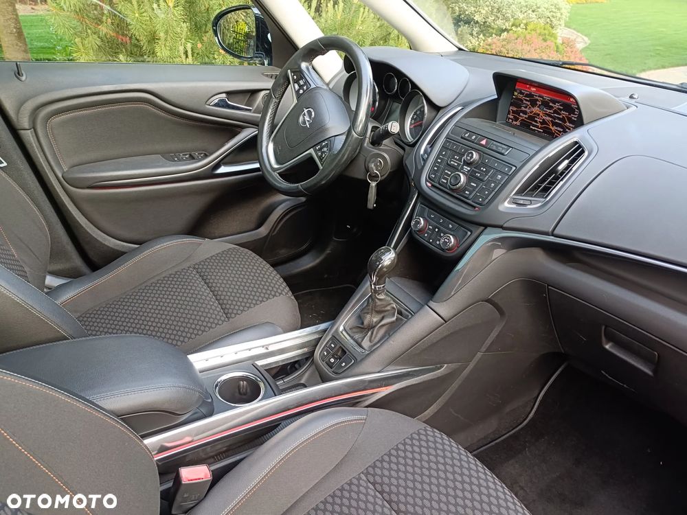 Opel Zafira Tourer 1.6 CDTI ecoFLEX Start/Stop Business Innovation - 19