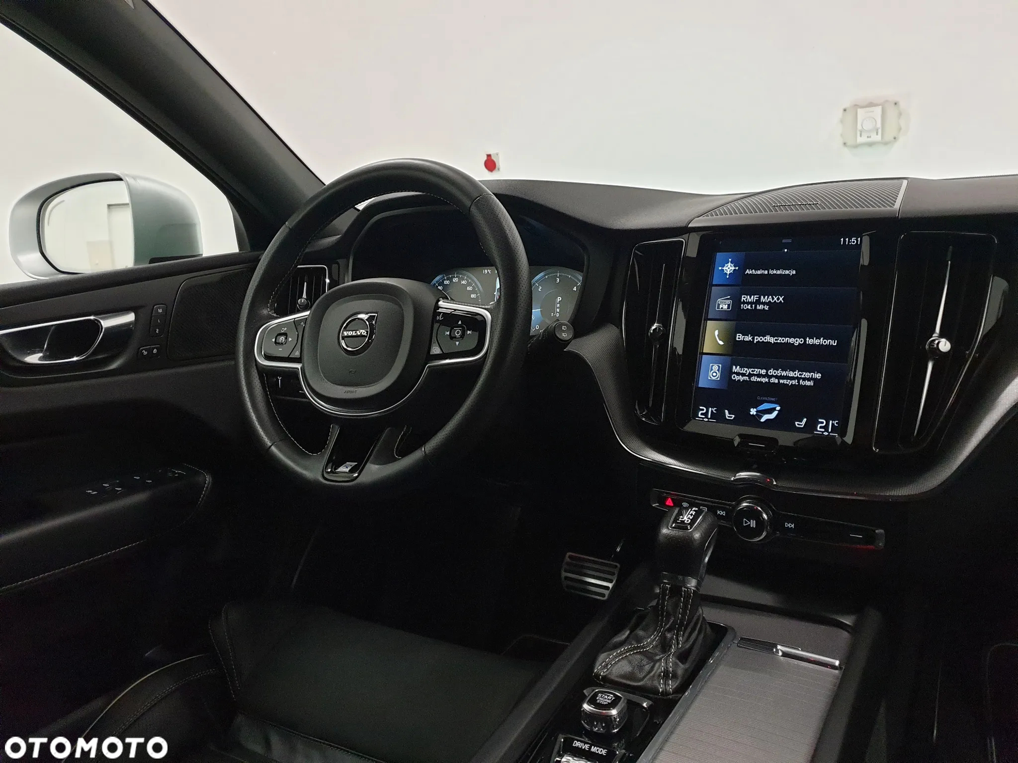 Volvo XC 60 D4 Geartronic RDesign - 11